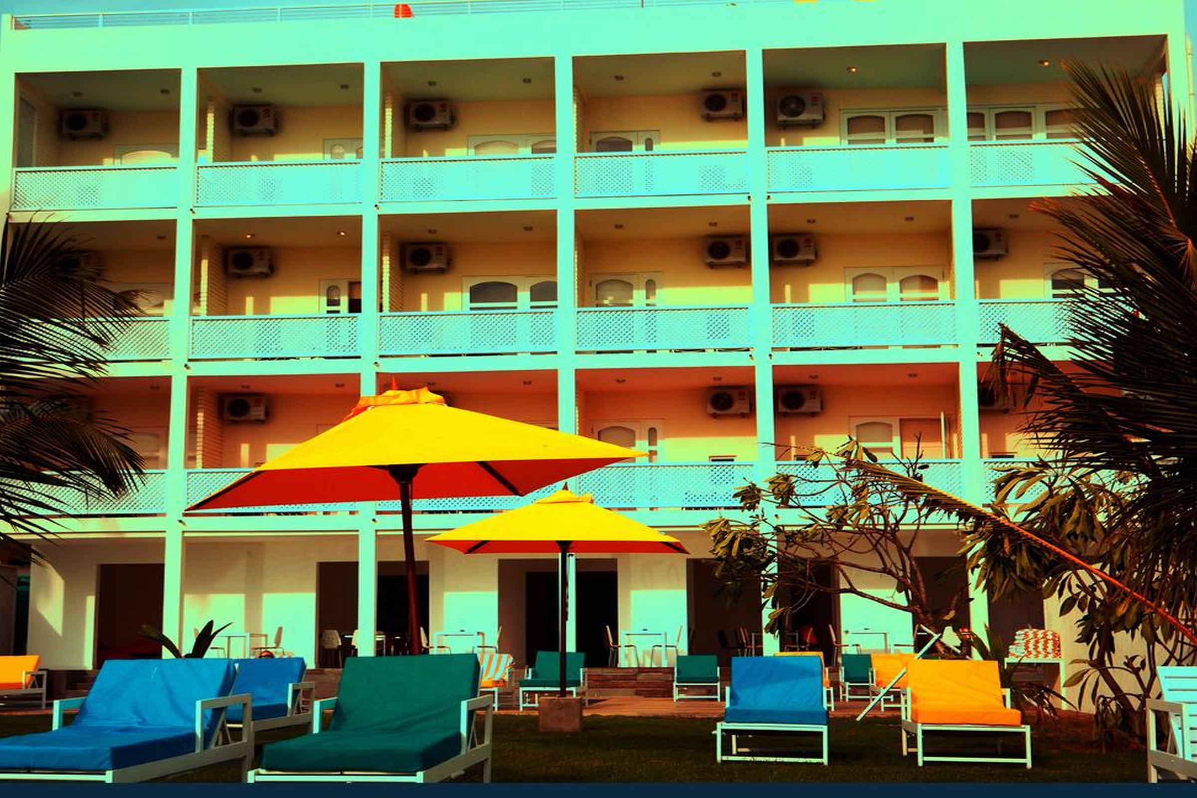 Hotel J Negombo Exterior photo