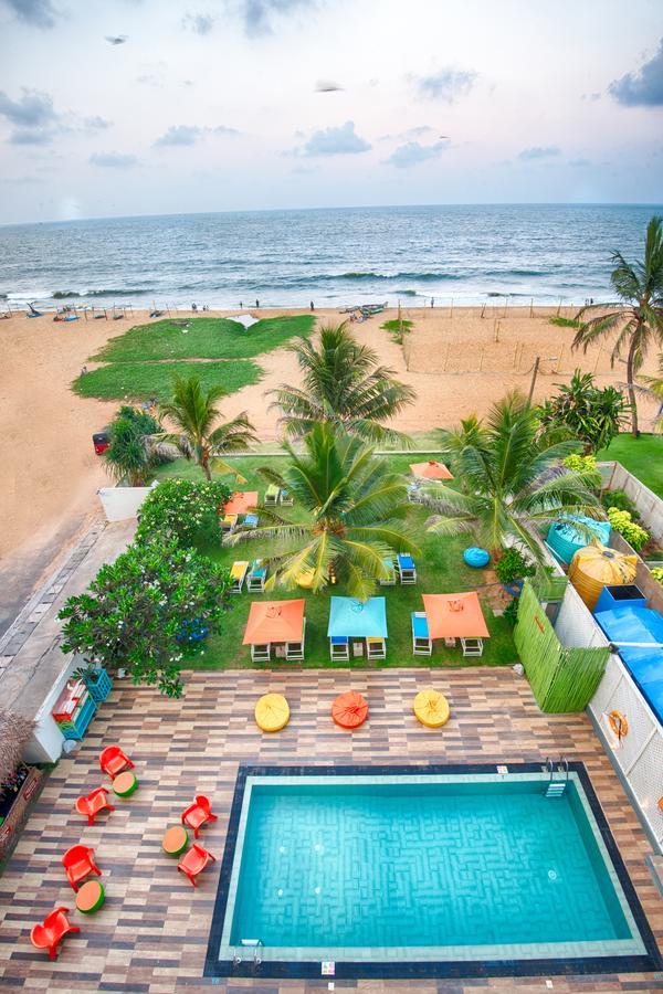 Hotel J Negombo Exterior photo