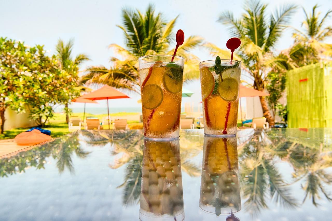 Hotel J Negombo Exterior photo