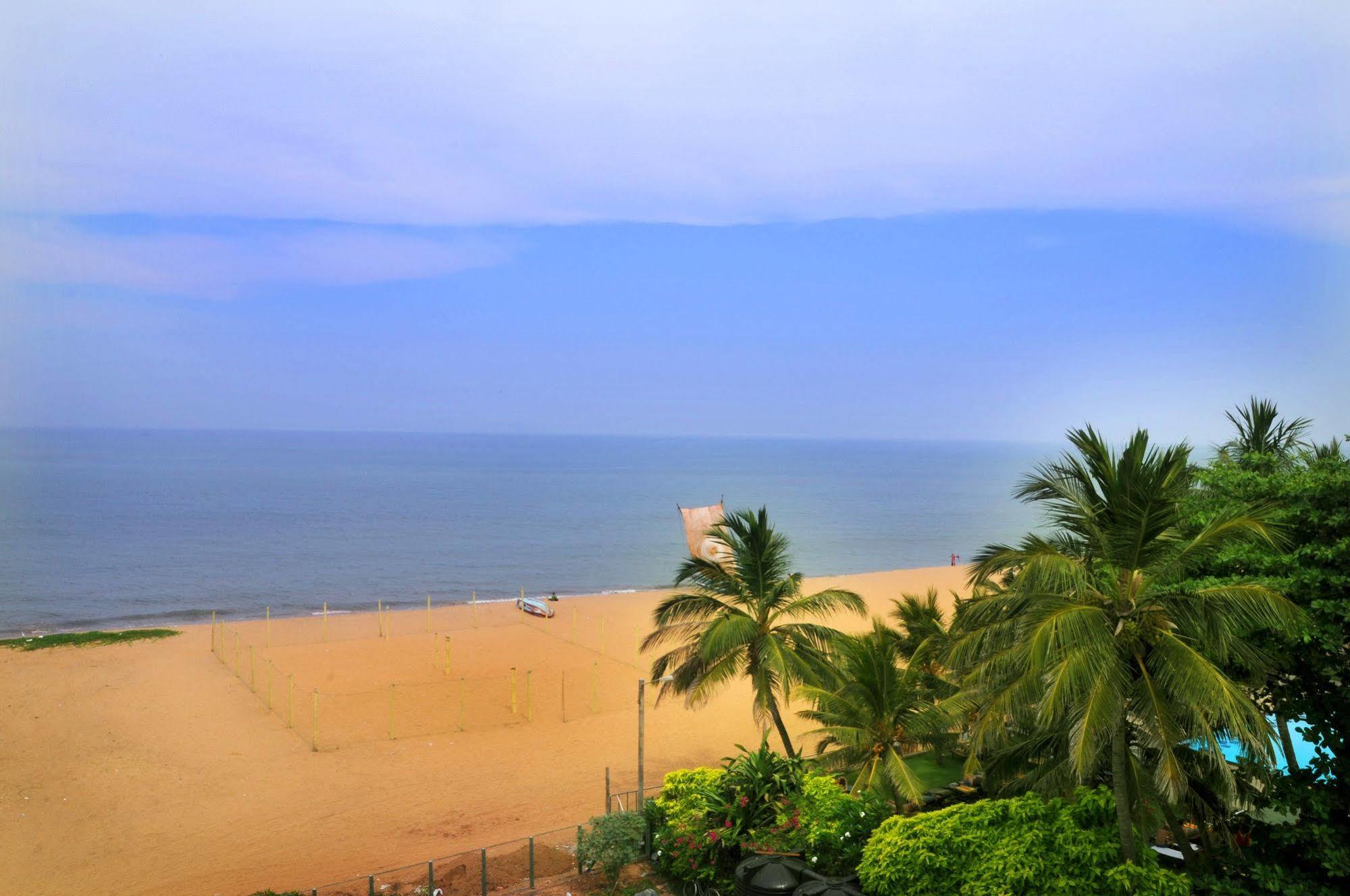 Hotel J Negombo Exterior photo